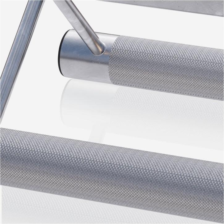 Paralleler, starker Rudergriff aus Chrom