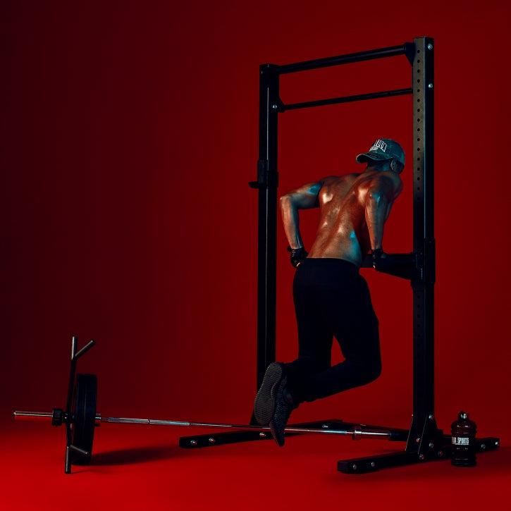 Multifunctional Squat Rack in schwarz