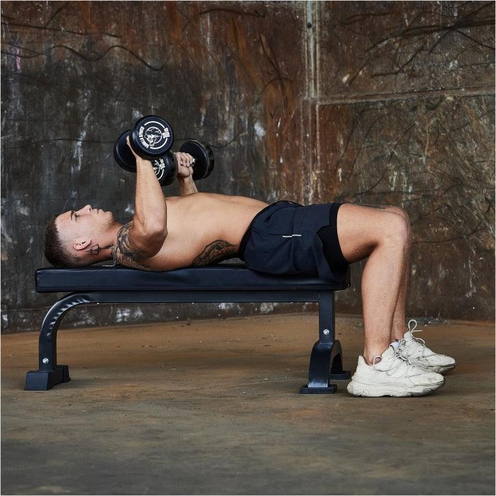 Flachbank Massiv Schwarz